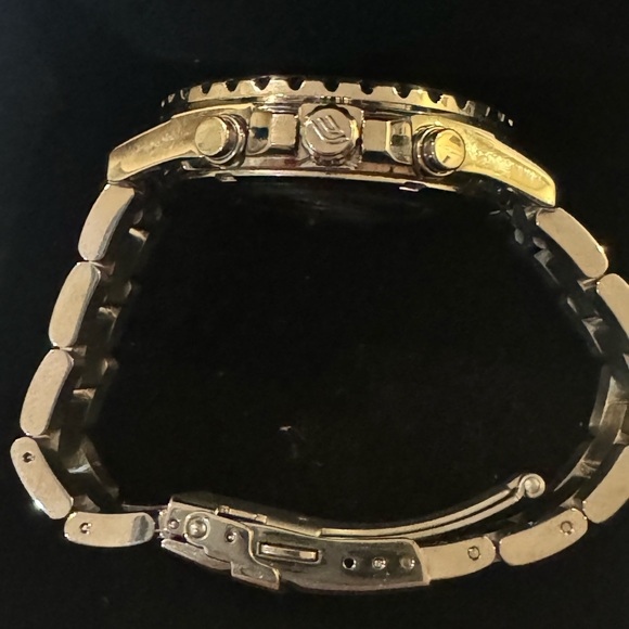 Casio Edifice Men's Quartz Chrono Silver-Tone Bracelet 45.5mm Watch EF527D-1AV - Picture 3 of 10